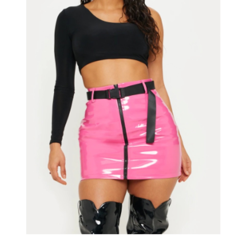 PrettyLittleThing Neon Pink Vinyl Zip Front Belted Mini Skirt - Size 6